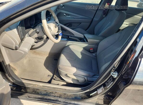 5NPLL4AG8MH016348 2021 HYUNDAI ELANTRA Black Սալոնի դիմացի տեսք
