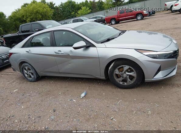 5NPLL4AG9MH047544 2021 HYUNDAI ELANTRA Silver Rear interior view
