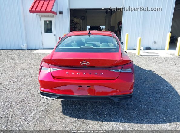 5NPLL4AGXMH046841 2021 HYUNDAI ELANTRA Red 