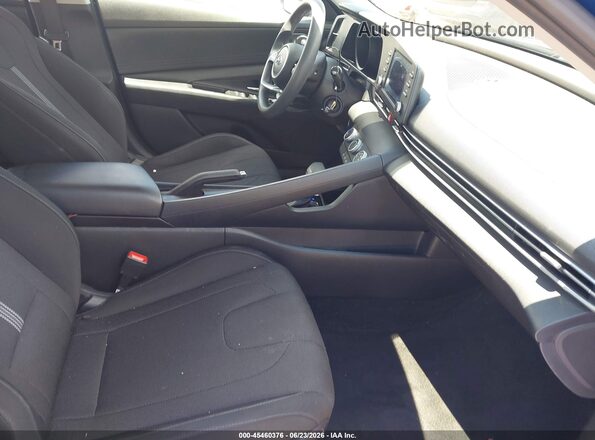 5NPLL4AGXMH050324 2021 HYUNDAI ELANTRA Blue Front interior view