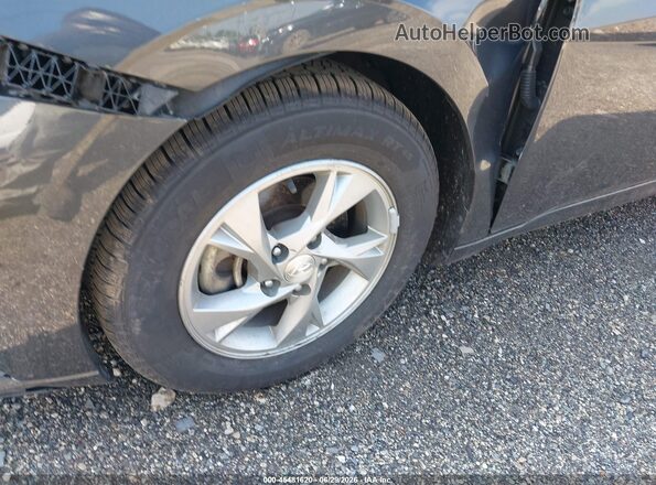 5NPLL4AGXPH106315 2023 HYUNDAI ELANTRA Black ხელსაწყოთა პანელის ხედი