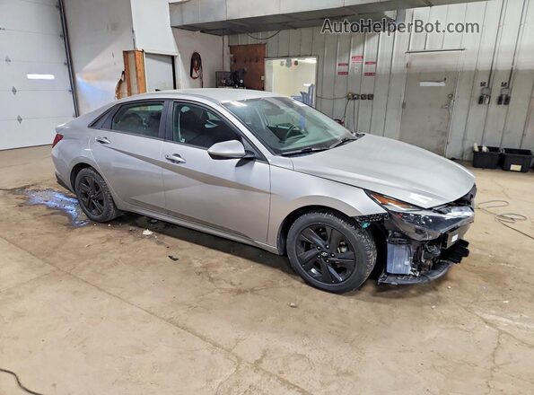 5NPLM4AG0NH057233 2022 HYUNDAI ELANTRA Серебряный 