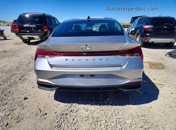 5NPLM4AG0NH075246 2022 HYUNDAI ELANTRA Silver 