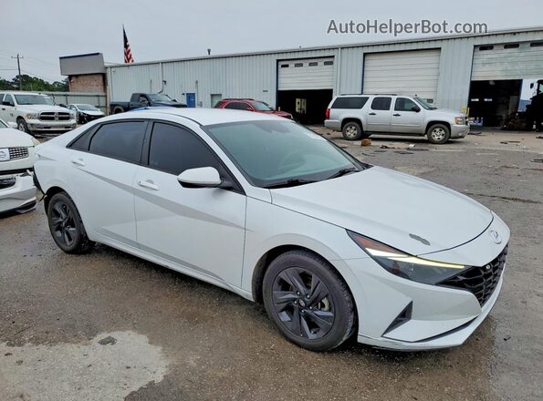 5NPLM4AG1MH007634 2021 HYUNDAI ELANTRA White Delantero derecho