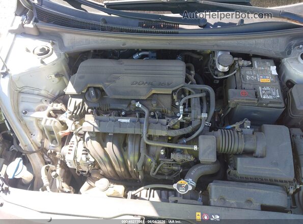 5NPLM4AG1MH011182 2021 HYUNDAI ELANTRA Silver Вид ззаду