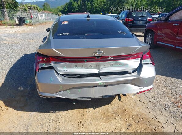 5NPLM4AG1MH011182 2021 HYUNDAI ELANTRA Silver Вид спереду
