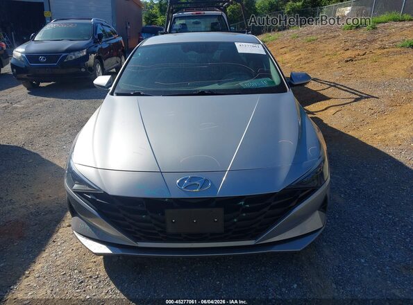 5NPLM4AG1MH011182 2021 HYUNDAI ELANTRA Silver Вид задньої частини салону