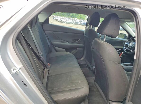 5NPLM4AG1MH038415 2021 HYUNDAI ELANTRA Silver 