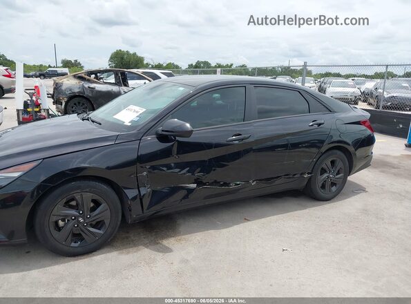 5NPLM4AG2NH053412 2022 HYUNDAI ELANTRA Black წინა ხედი