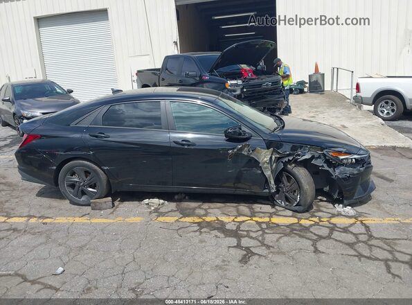 5NPLM4AG2NH077807 2022 HYUNDAI ELANTRA Gray Вид задньої частини салону