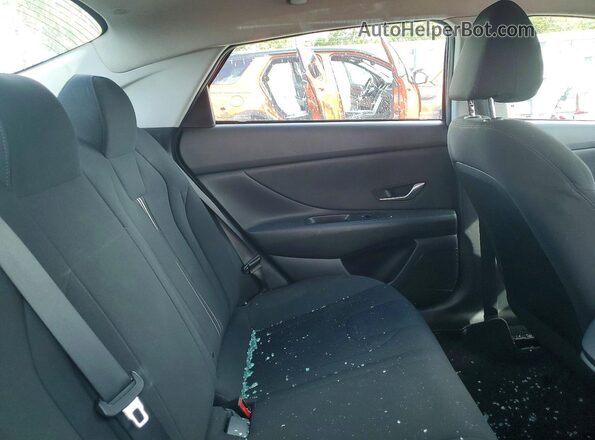 5NPLM4AG3MH024726 2021 HYUNDAI ELANTRA Black 