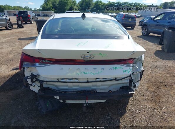 5NPLM4AG3PH086907 2023 HYUNDAI ELANTRA Белый Вид спереди