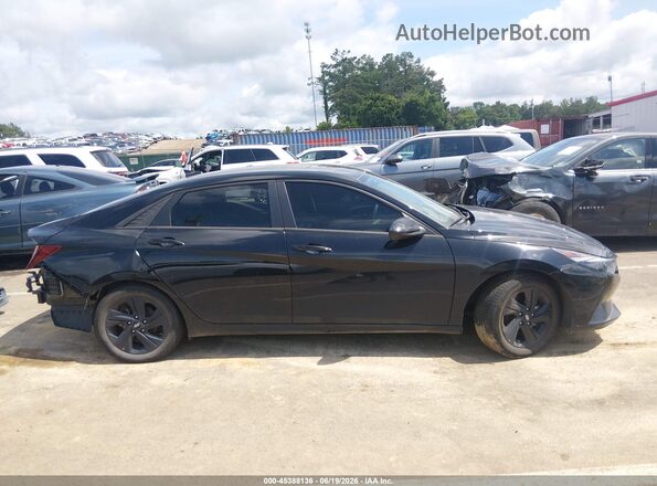5NPLM4AG3PH101129 2023 HYUNDAI ELANTRA Black Սալոնի 360 աստիճան տեսք
