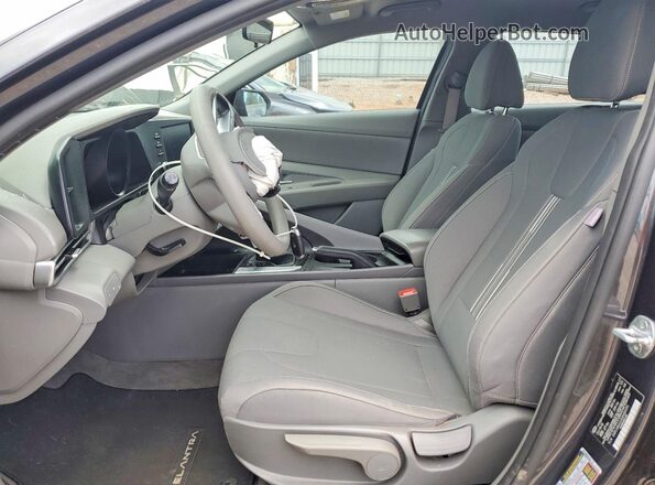 5NPLM4AG5MH004395 2021 HYUNDAI ELANTRA Gray Widok wnętrza z przodu