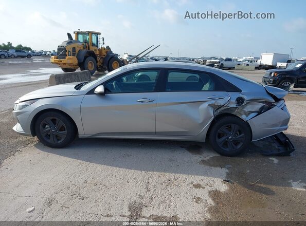 5NPLM4AG5MH052267 2021 HYUNDAI ELANTRA Silver უკანა სალონის ხედი