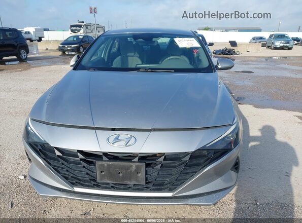 5NPLM4AG5MH052267 2021 HYUNDAI ELANTRA Silver წინა პანელის ხედი