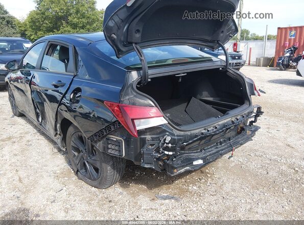 5NPLM4AG5NH064663 2022 HYUNDAI ELANTRA Black 