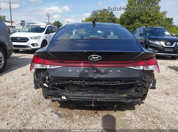 5NPLM4AG5NH064663 2022 HYUNDAI ELANTRA Black 