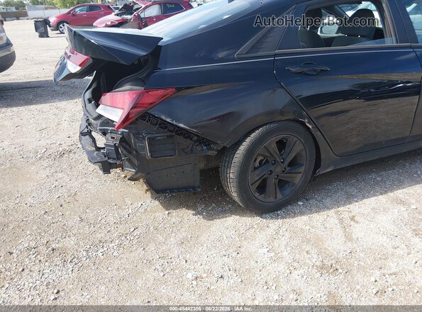 5NPLM4AG5NH064663 2022 HYUNDAI ELANTRA Black 