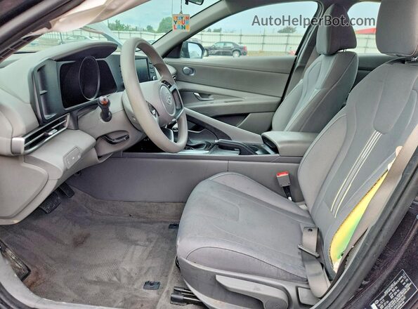 5NPLM4AG5PH110687 2023 HYUNDAI ELANTRA Gray Սալոնի դիմացի տեսք