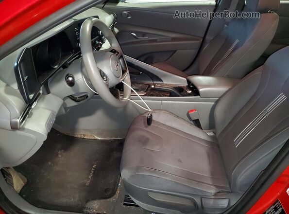 5NPLM4AG6MH019486 2021 HYUNDAI ELANTRA Red Սալոնի դիմացի տեսք