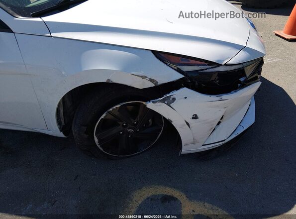5NPLM4AG7MH048334 2021 HYUNDAI ELANTRA Белый Вид спереди