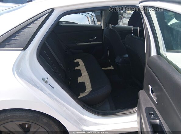 5NPLM4AG7NH059609 2022 HYUNDAI ELANTRA White Widok naklejki z numerem VIN