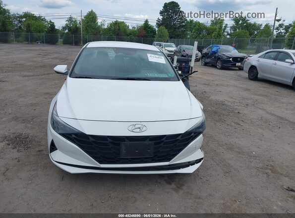 5NPLM4AG7NH085949 2022 HYUNDAI ELANTRA White Սարքավորումների վահանակի տեսք