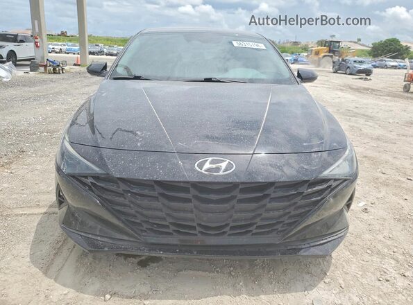 5NPLM4AG7PH091155 2023 HYUNDAI ELANTRA Черный Вид спереди