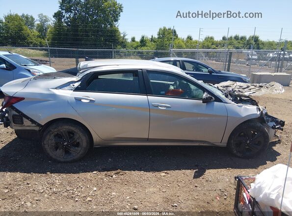 5NPLM4AG8MH010241 2021 HYUNDAI ELANTRA Silver უკანა სალონის ხედი