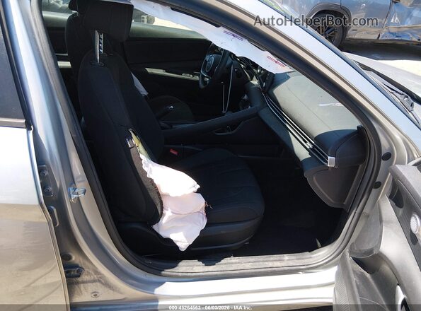 5NPLM4AG8MH017674 2021 HYUNDAI ELANTRA Gray Front interior view