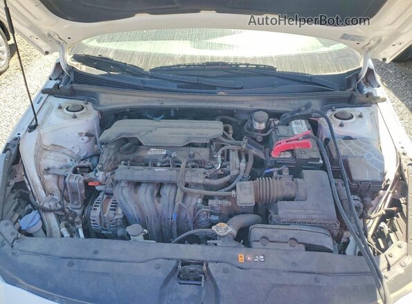 5NPLM4AG8MH022597 2021 HYUNDAI ELANTRA White 