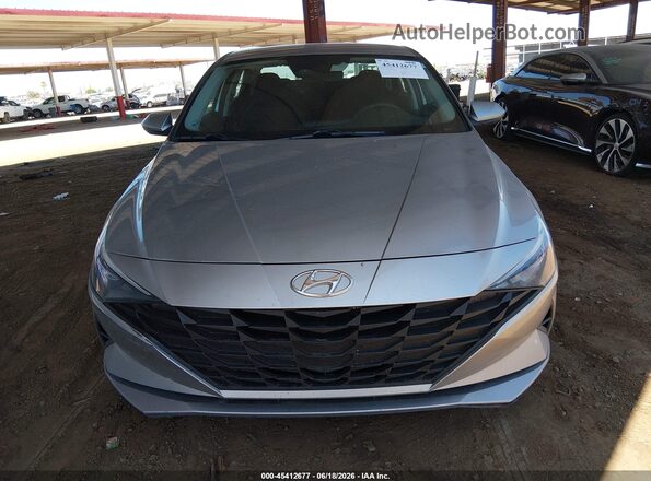 5NPLM4AG9MH052241 2021 HYUNDAI ELANTRA Silver ხელსაწყოთა პანელის ხედი