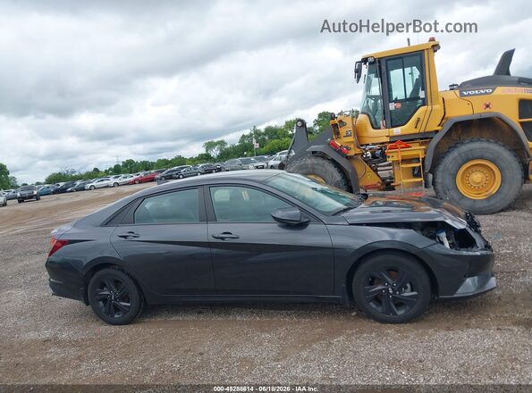 5NPLM4AG9NH063547 2022 HYUNDAI ELANTRA Gray Widok wnętrza z tyłu