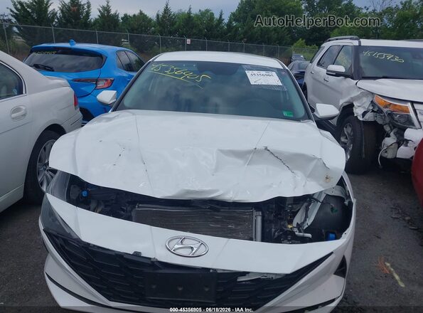 5NPLM4AG9PH088841 2023 HYUNDAI ELANTRA White ხელსაწყოთა პანელის ხედი