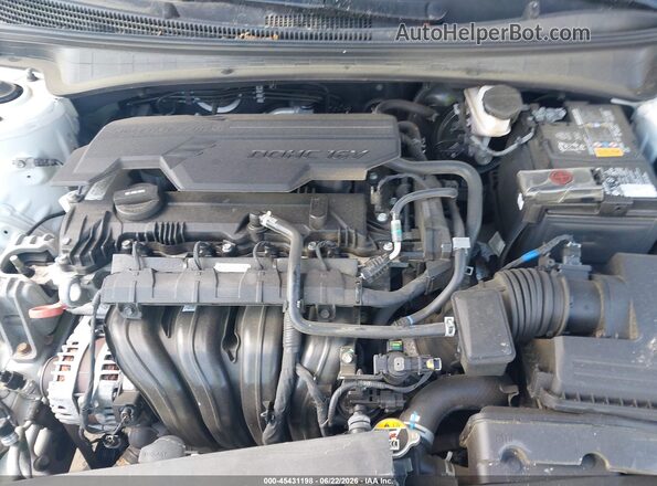 5NPLM4AGXMH010323 2021 HYUNDAI ELANTRA White უკანა ხედი