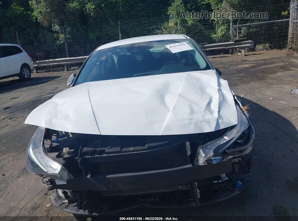 5NPLM4AGXMH010323 2021 HYUNDAI ELANTRA White ხელსაწყოთა პანელის ხედი