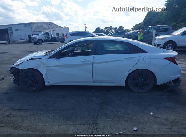 5NPLM4AGXMH010323 2021 HYUNDAI ELANTRA White სალონის 360-გრადუსიანი ხედი