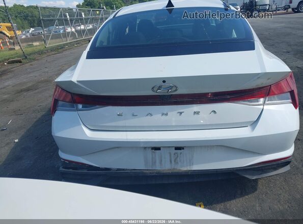 5NPLM4AGXMH010323 2021 HYUNDAI ELANTRA White 
