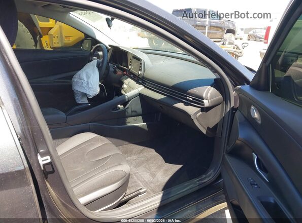 5NPLM4AGXMH033410 2021 HYUNDAI ELANTRA Black Widok wnętrza z przodu