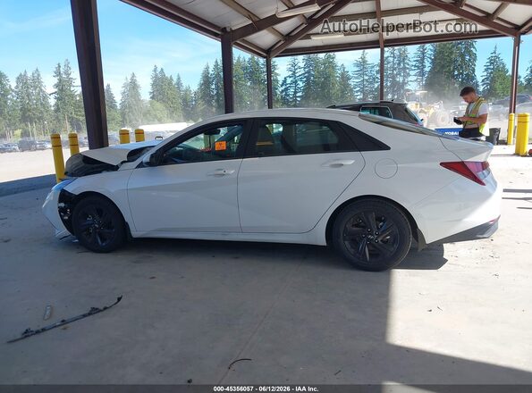 5NPLM4AGXPH091165 2023 HYUNDAI ELANTRA White 360 interior view