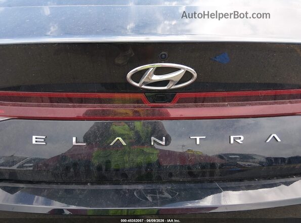 5NPLM4AGXPH095636 2023 HYUNDAI ELANTRA Black 