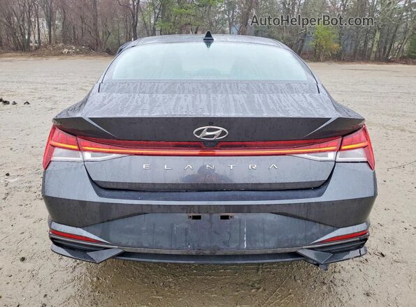 5NPLN4AG0MH010487 2021 HYUNDAI ELANTRA Gray Widok z tyłu