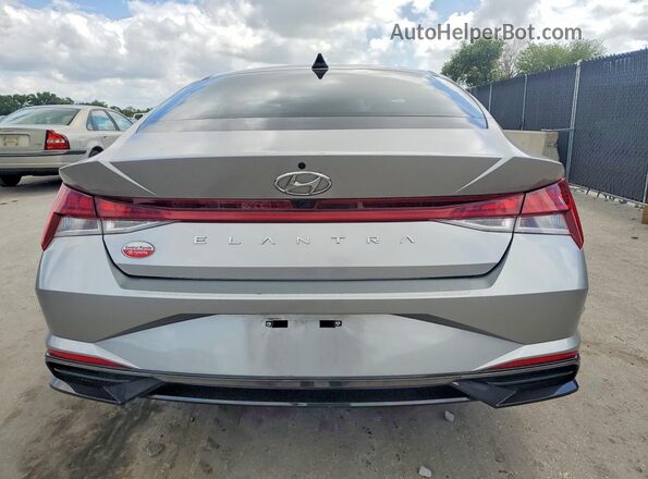5NPLN4AG0MH017553 2021 HYUNDAI ELANTRA Silver 