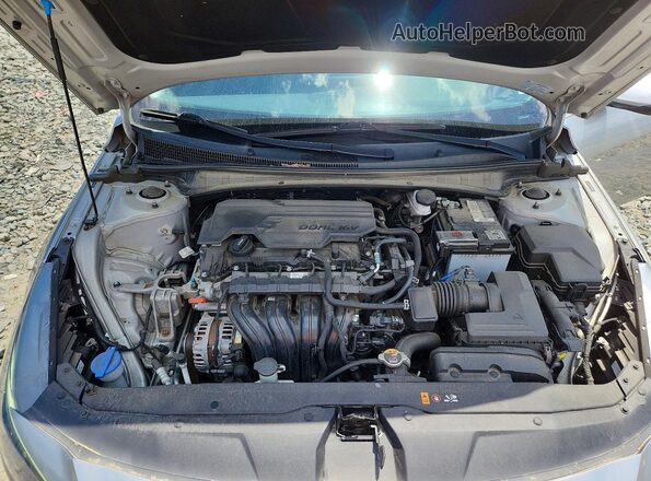 5NPLN4AG1MH014757 2021 HYUNDAI ELANTRA Silver Rear interior view