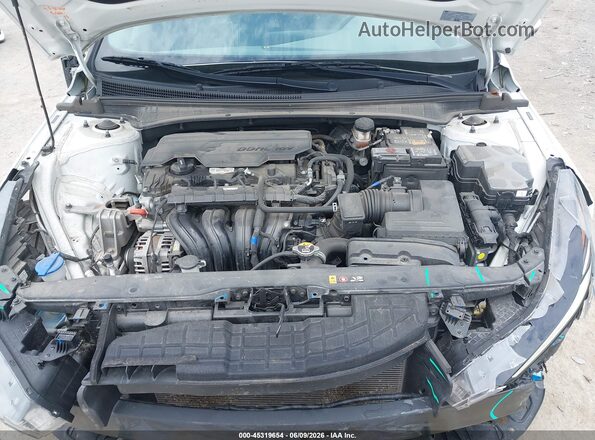 5NPLN4AG1NH056489 2022 HYUNDAI ELANTRA White Widok z tyłu