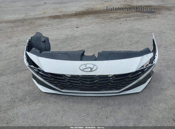 5NPLN4AG1NH056489 2022 HYUNDAI ELANTRA White Widok zestawu wskaźników