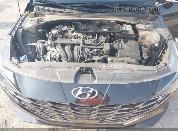 5NPLN4AG1NH058825 2022 HYUNDAI ELANTRA Black Widok z tyłu