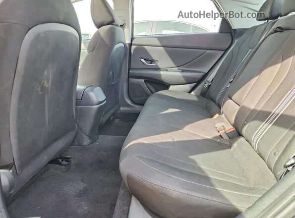 5NPLN4AG5NH062750 2022 HYUNDAI ELANTRA Black უკანა სავარძლების ხედი