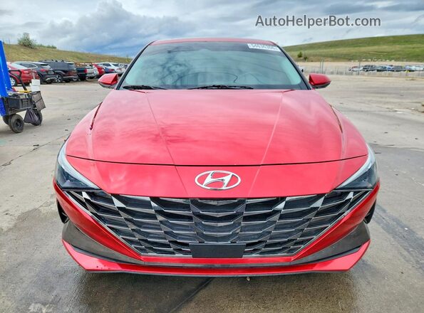 5NPLP4AG6NH077784 2022 HYUNDAI ELANTRA Красный Вид спереди